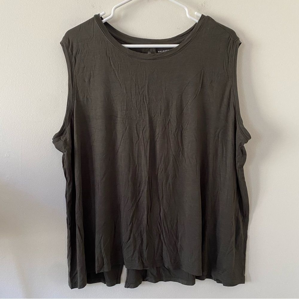 Halogen Sleeveless Split Back Lightweight Tank Olive Green Size 3x - Picture 1 of 6